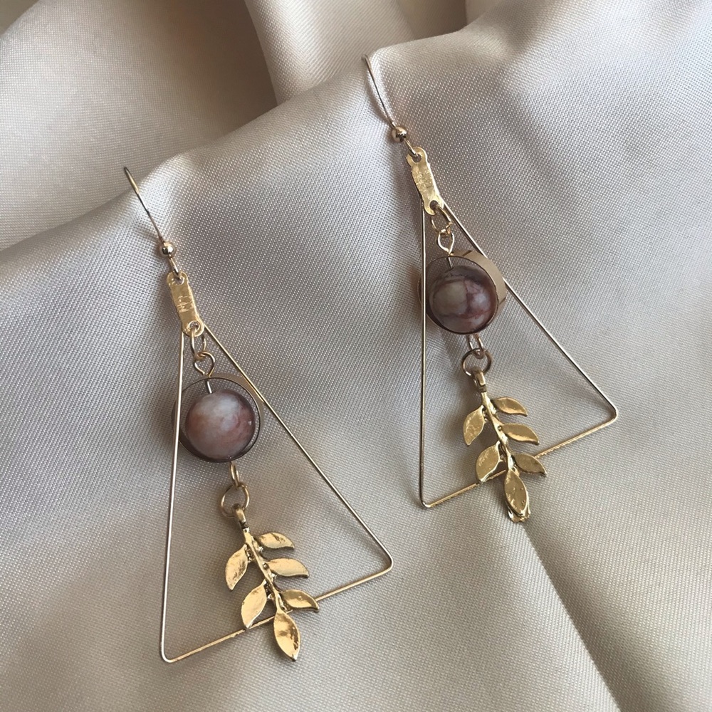 Vintage Triangle Round Marble Beads Leaf Earrings